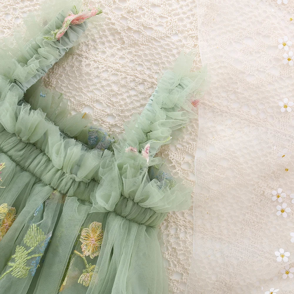 S9dbf8001a21b42c999ede8e6dda4d6d8Z